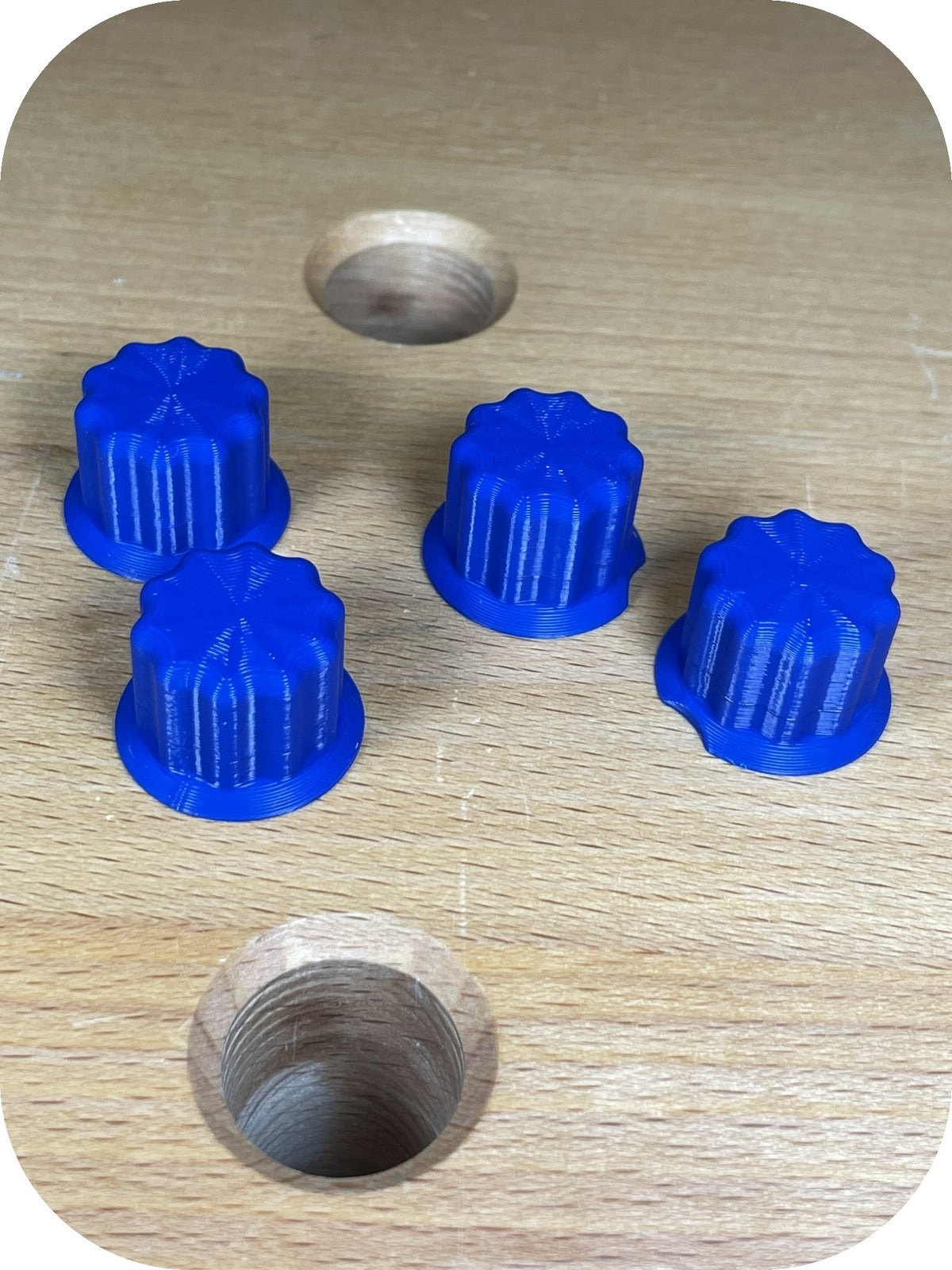 Bench Hole Plugs in Blau