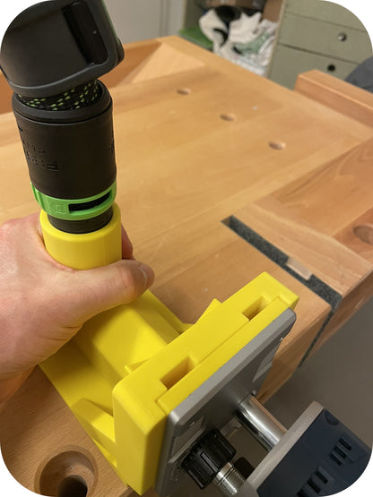Absaugstutzen dient als Handgriff