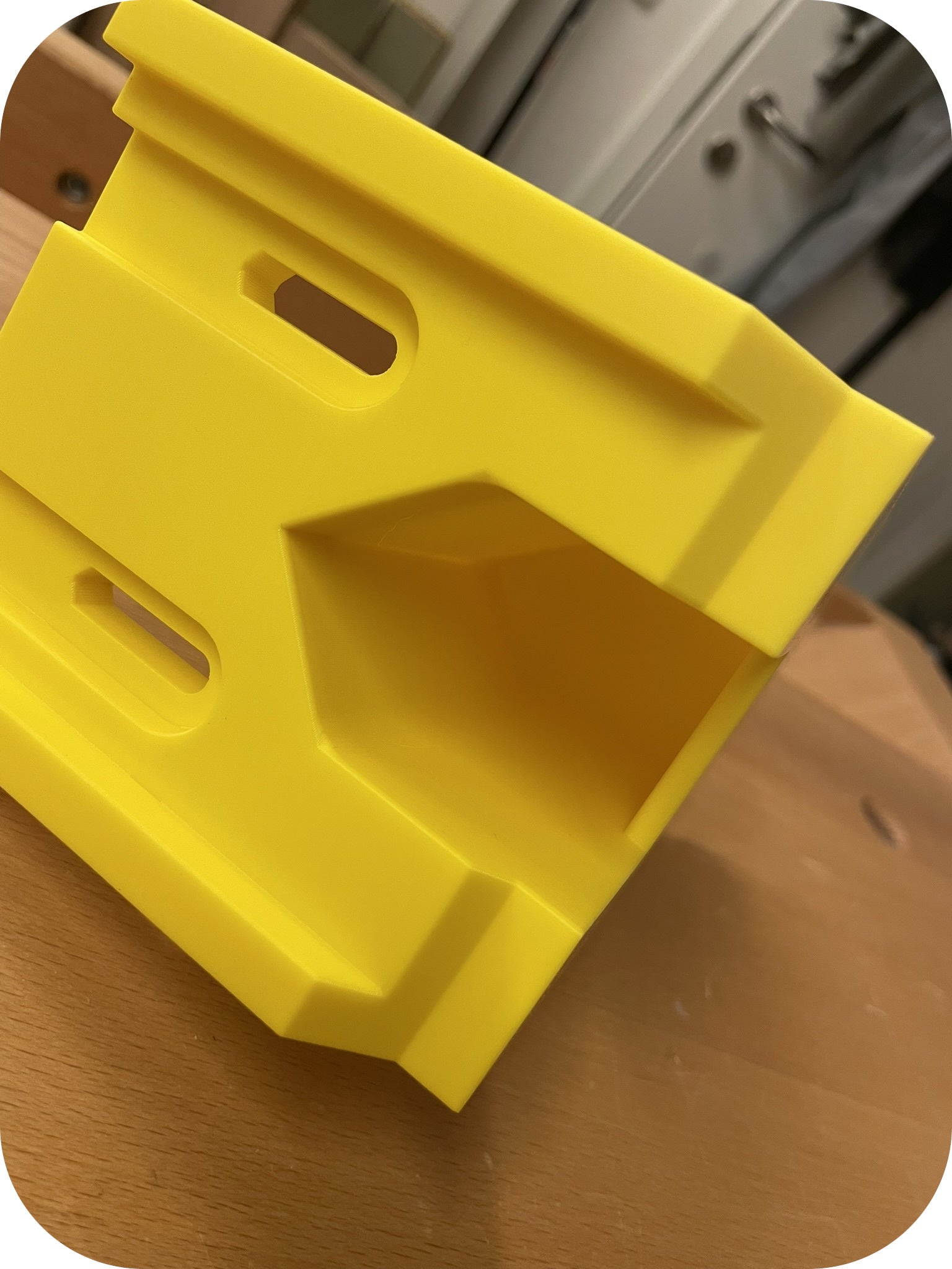 Groß dimensionierte Absaugung